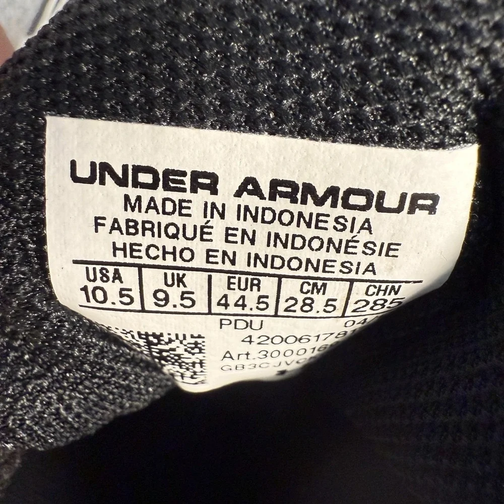 Under Armor Magnetico SG soft Mens Sz 10.5 Soccer Cleat‎ Black